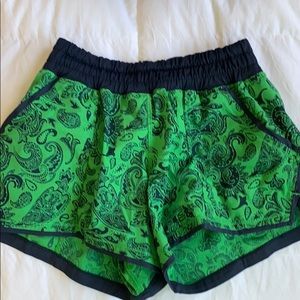 Lululemon short
